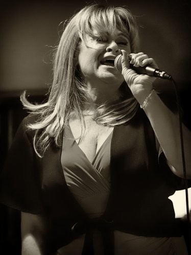 Vana plná fialek náhled